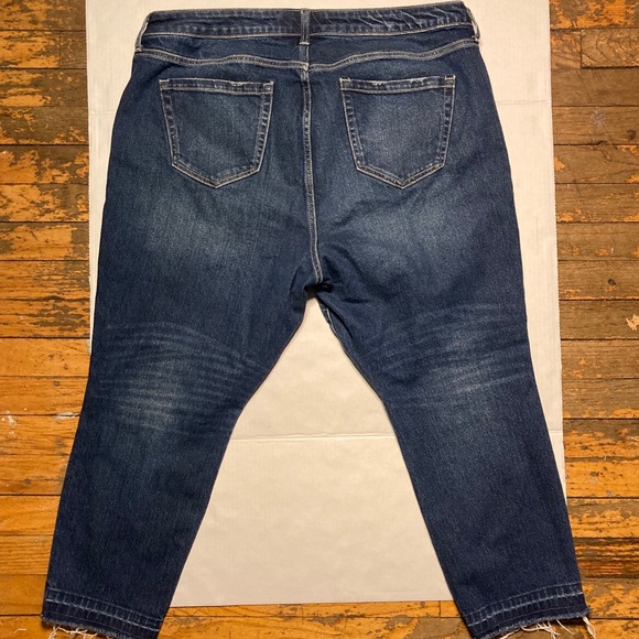 NWOT Torrid High Rise Straight Raw Hem Jeans 14s - Picture 9 of 9